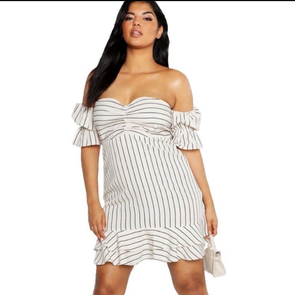 Bohoo- Plus Stripe Off Shoulder Midi Dress